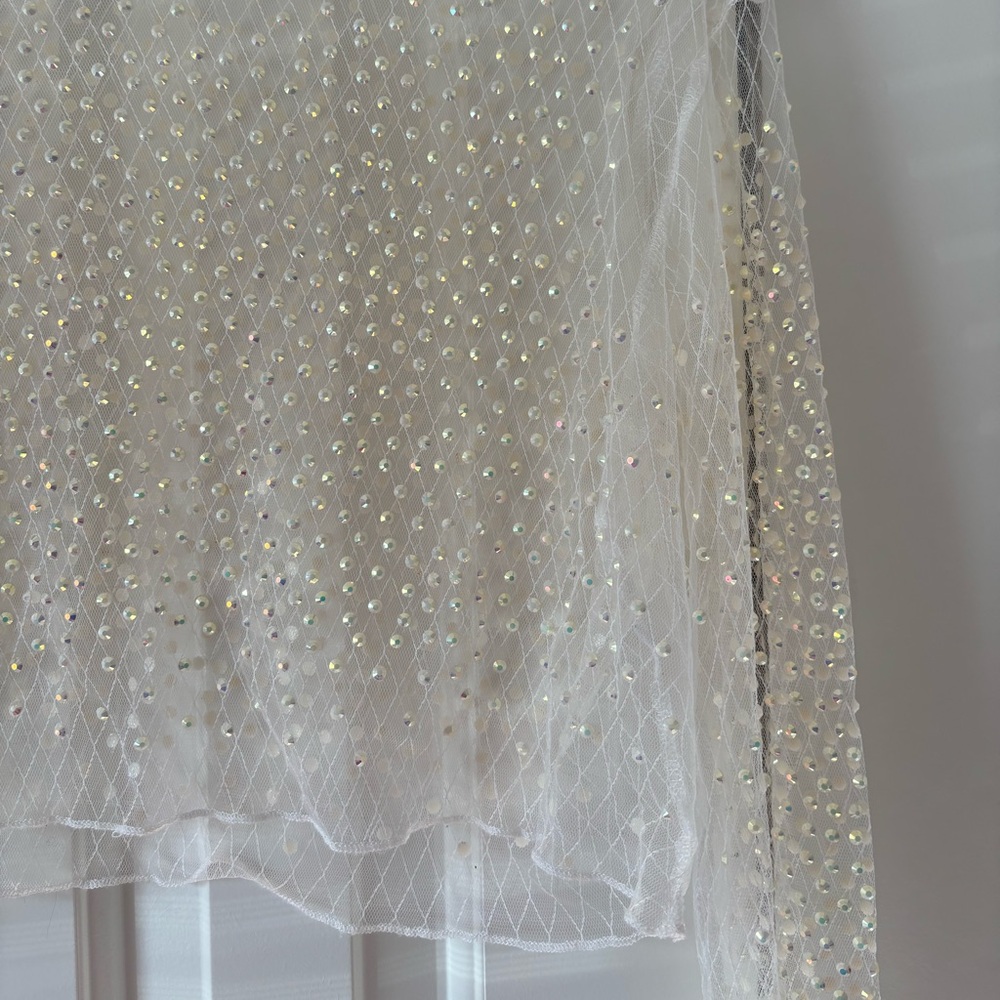 Bear Dance White Sheer Rhinestone Crop Hoodie - Picture 7 of 7